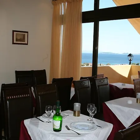 Corfu Secret Hotell 3*